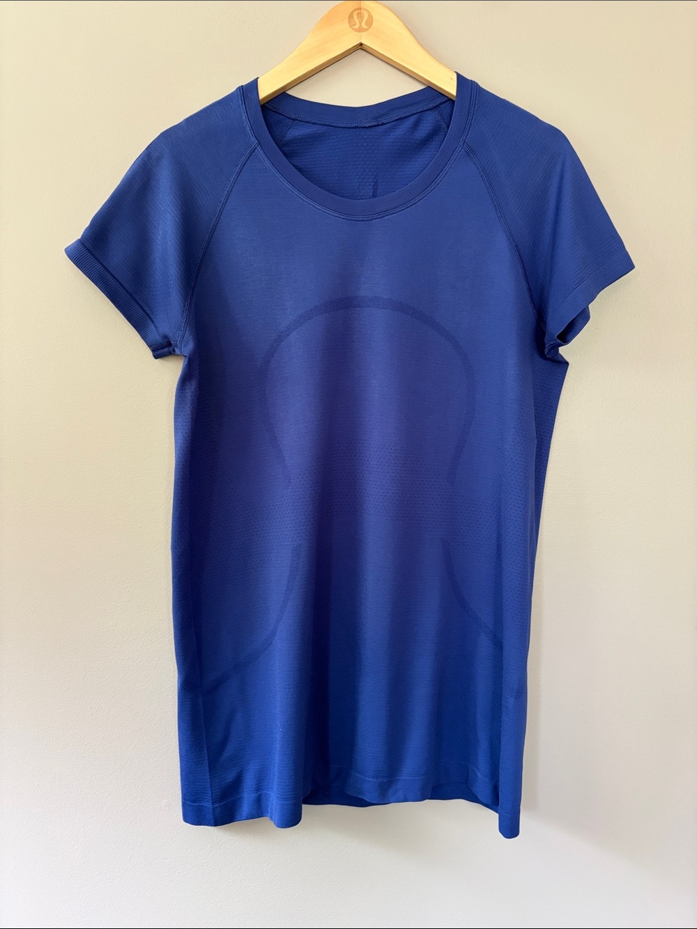 Lululemon Swiftly Tech Short Sleeve Top Tee Size 12 Royal Blue